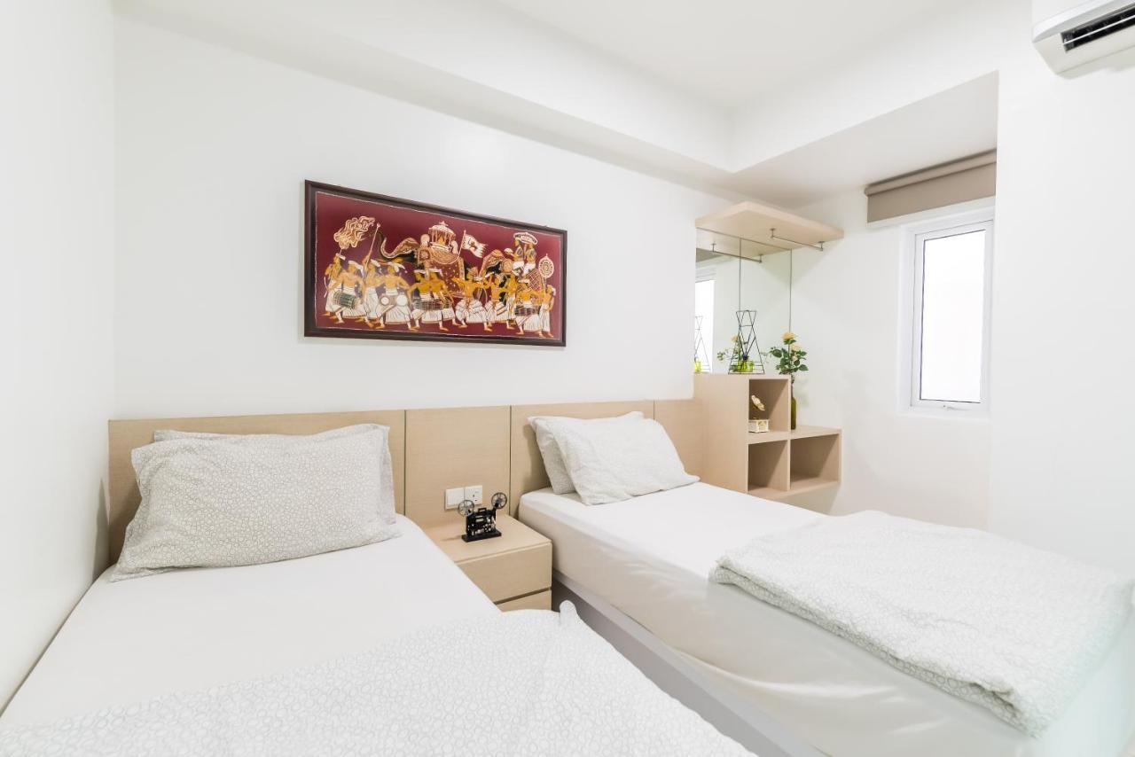 Maritime Penthouse Suite By The Sea George Town Bagian luar foto